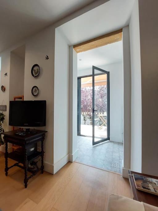 Apartment With Private Garden - Central Location リスボン エクステリア 写真